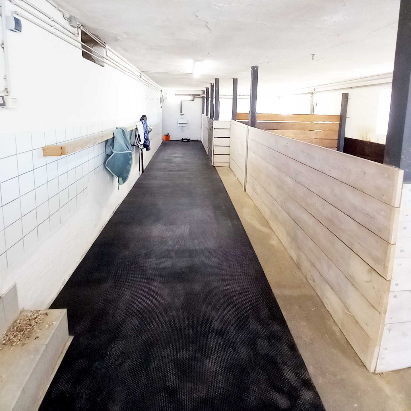 Rollenware für Stallgassen