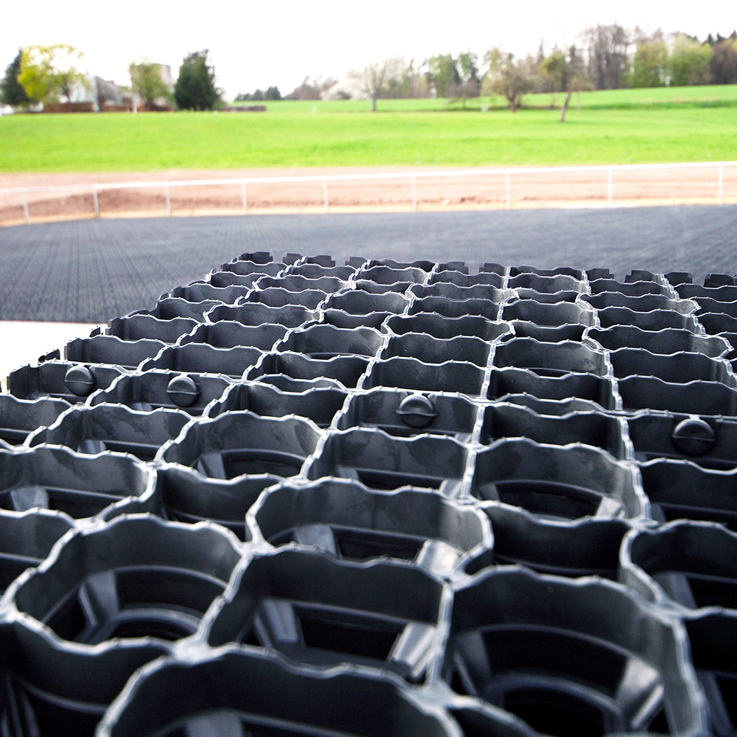 Reitplatzmatte ProGrid RG 40 Evolution - 1m² entspricht 4 Platten 50x50x4cm