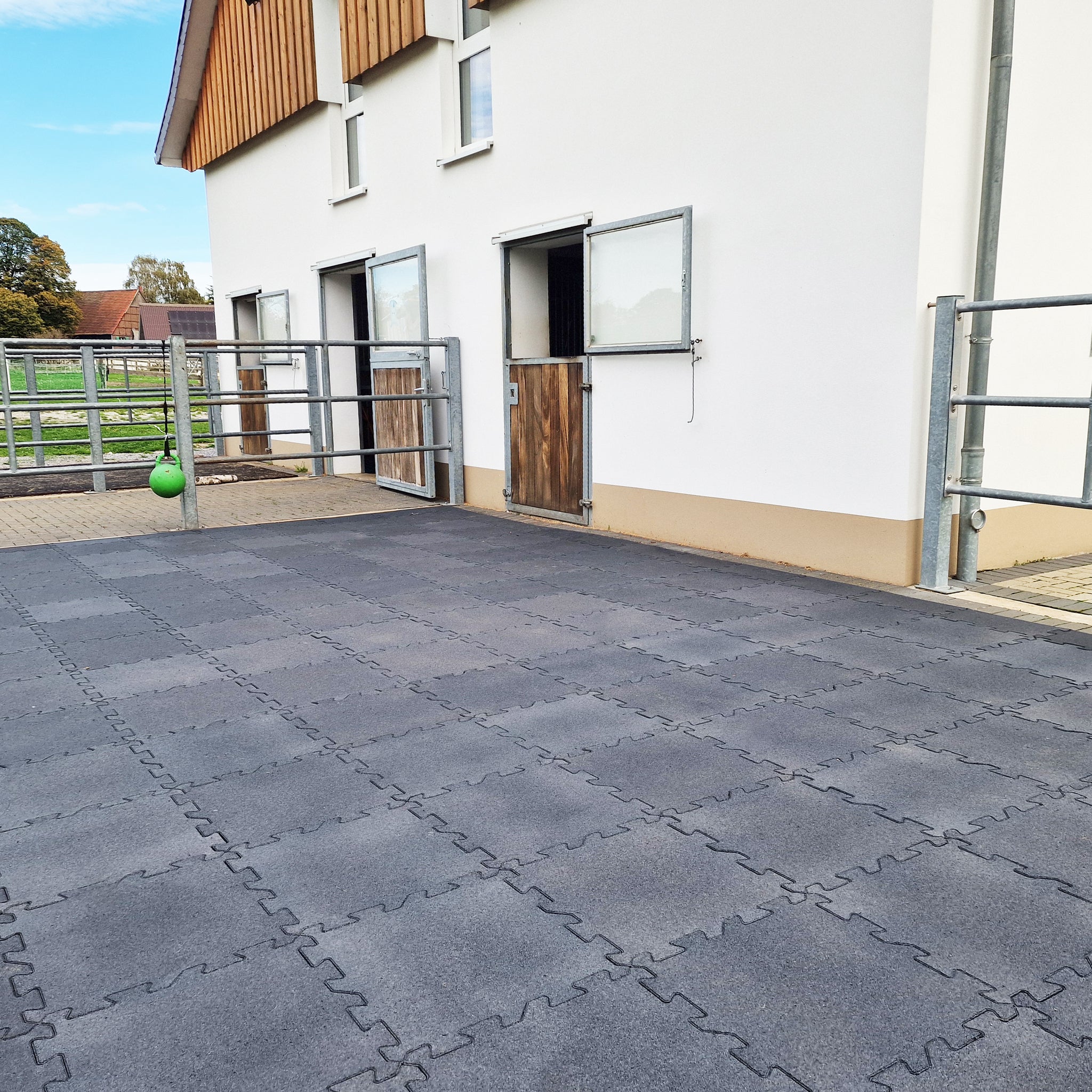 Gummi-Quadratmatte in rotbraun oder grau - 1m² entspricht 4 Platten 50x50cm