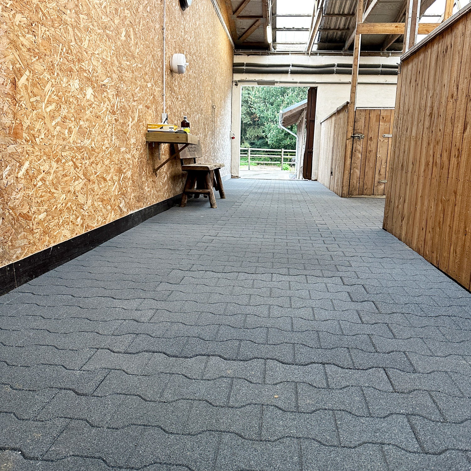 Stallmatte in Pflastersteinoptik, grau, 110x110x2,5cm