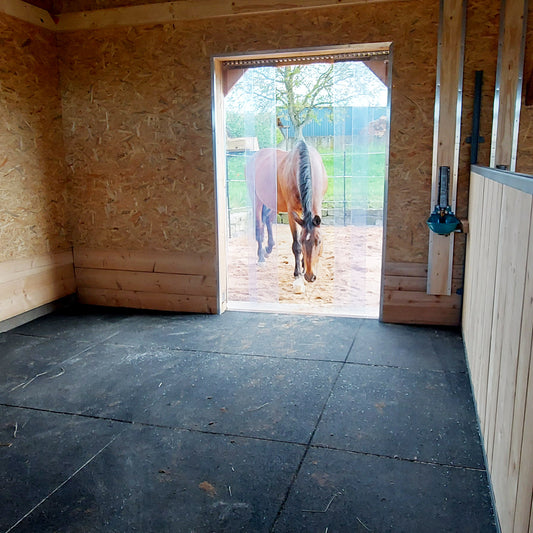 Granumat Komfort Stallmatte, schwarz, 100x100x4cm