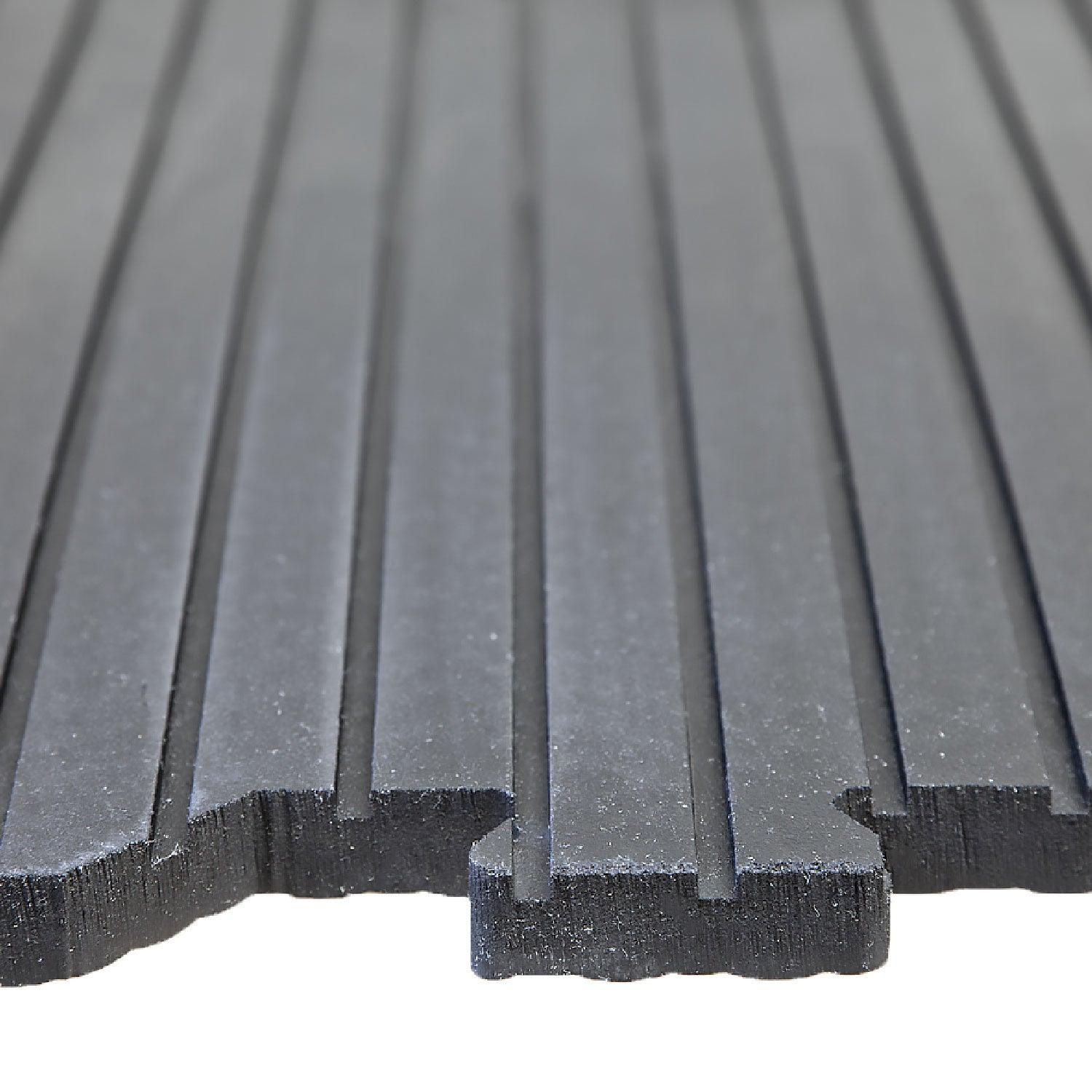 Puzzle Boxenmatte aus Vollgummi, schwarz, 116x78x1,8cm