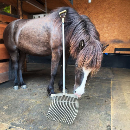 Bollengabel zum sparsamen ausmisten.